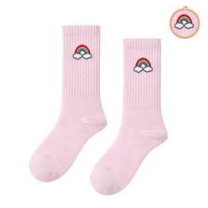 Calcetines de Nailon Rosa con Patrón de Dibujos Animados de Arcoíris Bordado, Transpirables, Desechables, Hasta el Tobillo, para Uso Diario en Verano e Invierno - Product Image 2