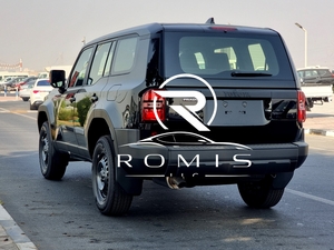 Land Cruiser 2024 Prado TXL 2.4L Diesel SUV 7 places Transmission automatique Phares LED Pneus R20 Sièges en cuir Euro VI - Product Image 2