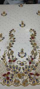 ผ้าลูกไม้ตาข่ายสีขาวหรูหราประดับด้วยเลื่อมวิบวับสำหรับชุดสไตล์ยุโรป - Product Image 3