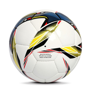 Balón de Fútbol de Entrenamiento de TPU Cosido a Mano Hecho en Pakistán con Diseño Personalizado para Pedidos al por Mayor de Clubes o Entrenamiento Profesional - Product Image 4