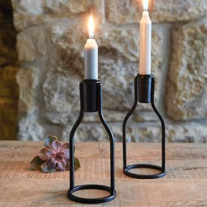 Candelabro de Metal de Diseño, Centro de Mesa Artístico, Adorno para el Hogar, Moderno y Elegante - Product Image 1