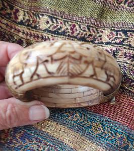 Alta calidad antiguo Vintage camello hueso hecho a mano moda brazalete pulsera elegante hueso diseño brazalete pulsera al por mayor - Product Image 6