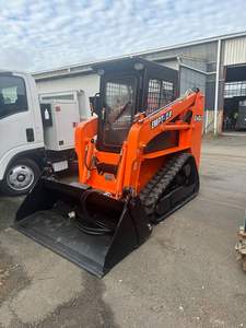 Cargadoras compactas de orugas Kubota SVL75-2 usadas, motor diésel de 74 HP, ROPS abierto, flujo auxiliar estándar, en venta - Product Image 5