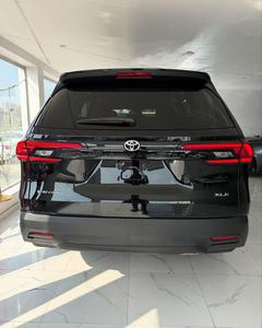 Toyota Grand Highlander XLE AWD 2.4L Turbo 8 vitesses SUV d'occasion 2024, très bon état, sièges en cuir élégants, toit ouvrant panoramique, caméra de recul - Product Image 2