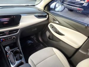 Encore GX Preferred FWD SUV 2024 à faible kilométrage, transmission à variation continue, 155 ch - Product Image 3