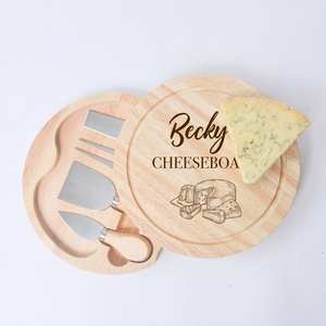 Tabla de Quesos y Cortar de Madera Maciza Rústica Hecha a Mano por los Mejores Artesanos, de Alta Calidad, Duradera, Fácil de Limpiar, Forma Rectangular - Product Image 1