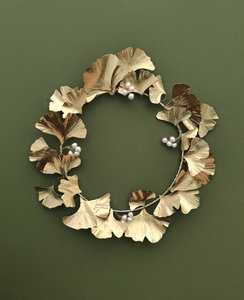 Elegant Iron Christmas <b>Wreath</b> in Golden Finished High Quality Flower <b>Wreath</b> Christmas Stocking - Product Image 2