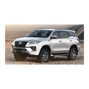 Usado 2023 para SUV Híbrido AWD Cuero Oscuro R19 ACC - Product Image 5