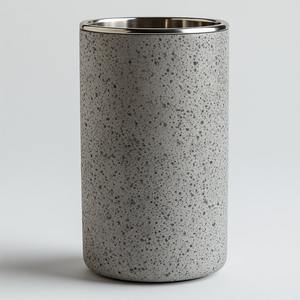 Ensemble d'accessoires de salle de bain de qualité supérieure avec un design moderne en métal, construction écologique et durable pour les espaces de luxe - Product Image 3