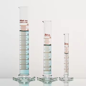 Cylindre de mesure de laboratoire de 2000ml en verre borosilicate résistant à la chaleur et gradué pour une mesure précise du volume - Product Image 6