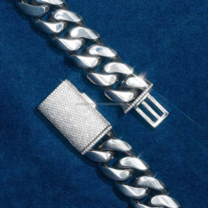 Bracelet en diamant Moissanite unisexe de 14mm avec boucle à fermoir facile Catégorie de produits Chaîne cubaine à maillons - Product Image 1
