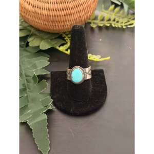 Anillo de Turquesa Royston y Plata de Ley, Hecho en Navajo, Joyería Cultural Coleccionable, Talla 10.25 - Product Image 1