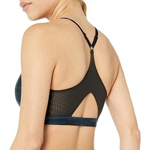 Vêtements d'entraînement et de jogging personnalisés Soutien-gorge de sport de yoga pour femmes Fabriqué au Pakistan Vêtements de sport personnalisés Soutien-gorge pour femmes - Product Image 2