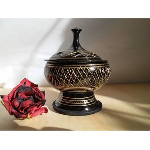 Quemador de incienso con pantalla de carbón de latón más vendido, quemador de incienso con fragancia de Metal, quemador de incienso negro de latón de estilo árabe con tapa - Product Image 1