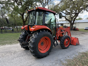 Tracteur agricole d'occasion M7060 avec chargeur LA1154, livraison rapide, prix bas, composants essentiels (pompe et engrenages) inclus, à vendre - Product Image 5