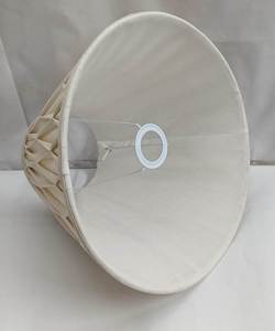 โคมไฟทรงกระบอกผ้าลินินผสม งานแฮนด์เมด ดีไซน์หรูหราทันสมัย จีบแบบกล่อง สีขาว ขั้วหลอดไฟ E27 - Product Image 2