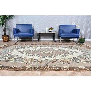 5.5x9.6 ft Large Vintage Turkish Rug, <b>Brown</b> Floral <b>Wool</b> Rug - Product Image 2