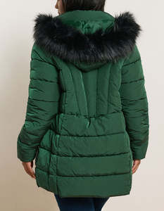 Veste matelassée longue de couleur verte au design unique OEM, tissu respirant, doublure en polyester, rembourrage en coton, boutonnée - Product Image 2