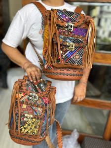 Nuevo estilo bohemio occidental Vintage hecho a mano Jacquard cuero borla mochilas mano puntada Klim cuero genuino estilo indio mochila - Product Image 4