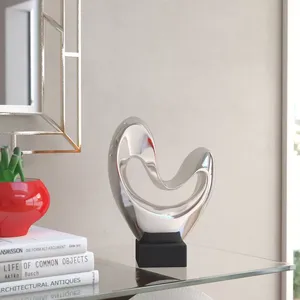 Sculpture en métal artisanale de girafe haute, accent de table ZE-3312R, moderne, de haute qualité, pour l'affichage dans les maisons de luxe, vente en gros, Zahid Exports - Product Image 4