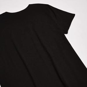 Explorez la chemise à la mode pour femmes en ligne conçue avec des designs chics tissus légers et polyvalents pour le travail de voyage et l'usure - Product Image 3