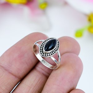 Venta caliente Natural Black Onex Gemstone Jewelry Ring Vintage Silver Plated Jewelry Trendy 925 Sterling Silver Joyería hecha a mano - Product Image 1
