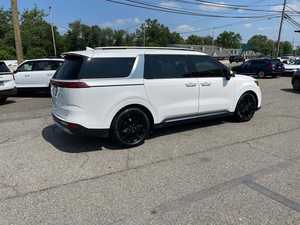 Sparkling White 2024 pour Carnival SX Gauche FWD Van d'occasion Jantes en alliage R17 Sièges en cuir Système de navigation Démarrage à distance Android - Product Image 2