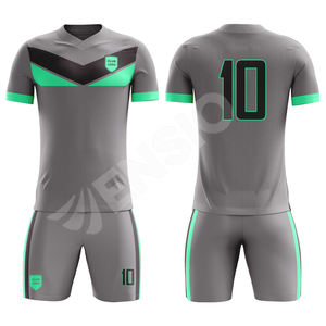 Venta al por Mayor de Camisetas de Fútbol para Hombre con Diseño Personalizado, Impresión Digital, Transpirables y de Secado Rápido, con Opción de Calcetines de Club para Equipos - Product Image 3