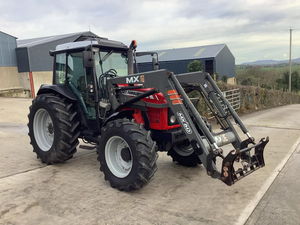 Tractor Agrícola MF 4445 4WD de 88HP con Transmisión por Engranajes, Componentes Principales de Alta Calidad, Bomba, Motor, Caja de Cambios, Garantía de 3 Años - Product Image 5