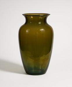 Modern Embossed <b>Glass</b> <b>Vase</b> <b>Vintage</b> Floral Design Tabletop Wedding <b>Vase</b> Artistic Decorative Flower <b>Vase</b> - Product Image 4