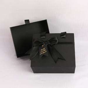 Boîte rigide noire de forme personnalisée du Vietnam avec carton d'art recyclable pour l'emballage de cadeaux et de produits haut de gamme - Product Image 3