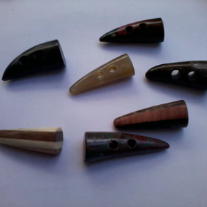 Corne de boeuf corne de buffle naturelle bascule boutons pour les ventes vestes et pulls polis faits à la main authentiques blazer et vêtements - Product Image 5