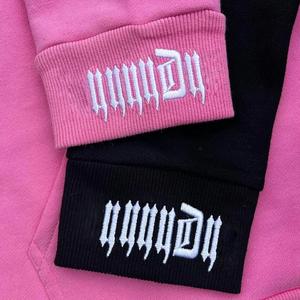 Sweat-shirts à capuche zippés en tricot décontractés pour femmes grandes tailles, best-sellers, avec broderie personnalisée et impression en relief, pour l'hiver, l'automne et le printemps - Product Image 4