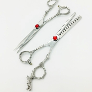 กรรไกรตัดผมญี่ปุ่นแบบมืออาชีพมีด้ามจับมังกรมีดปลายแหลมสำหรับร้านเสริมสวย - Product Image 1
