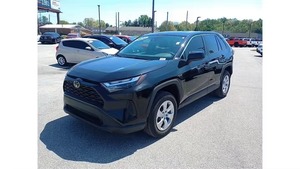 Toyota RAV4 LE FWD 2024 Usado en Buenas Condiciones, Certificado y Limpio - Product Image 5