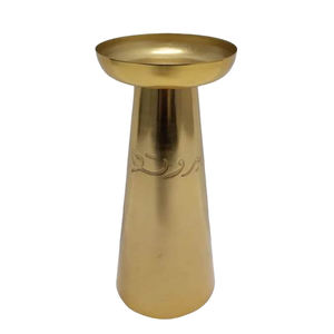 Vente en gros en vrac Bougeoir en métal Décoration intérieure Or Antique Bougeoir pour décoration de mariage - Product Image 1