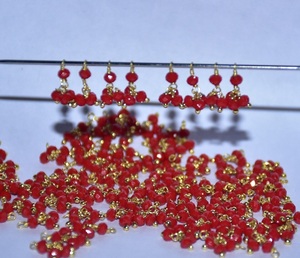 Nouveau 1 + 3 breloques de perles enroulées de fil unique à facettes de corail rouge. Collier de perles de pierres précieuses plaqué or perles de charme pour la fabrication de bijoux - Product Image 6
