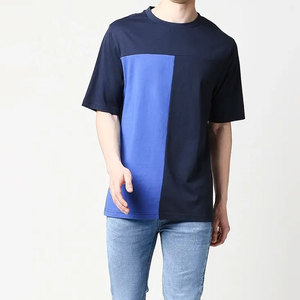 Camiseta Personalizada para Hombre |   Logotipo frontal tejido |   Camiseta Urbana Azul Marino con Paneles Verticales |   Top de algodón transpirable con bloques de color en contraste - Product Image 4