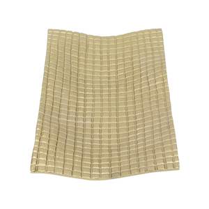 Plateau décoratif en aluminium doré avec plateau de centre de table moderne au design ondulé poli pour table à manger, console, décoration intérieure de luxe - Product Image 5