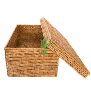 Paniers de rangement en rotin écologiques faits à la main avec un design flexible pour une organisation élégante des vêtements, fabriqués par VGreenArt au Vietnam - Product Image 1