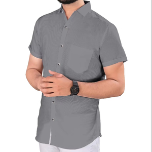 เสื้อเชิ้ตผู้ชายสีเทาเข้มผ้าซาติน แขนยาว ระบายอากาศได้ดี ไม่ยับ เป็นมิตรกับสิ่งแวดล้อม ปกเสื้อแบบมีปก สไตล์ลำลองทางธุรกิจ สำหรับมืออาชีพ ขายส่ง - Product Image 1