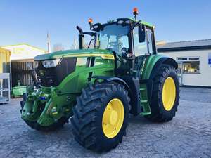 Equipo Agrícola Potente John Deere Serie 6M al por Mayor, Diseñado para Manejar Condiciones de Campo Difíciles - Product Image 4