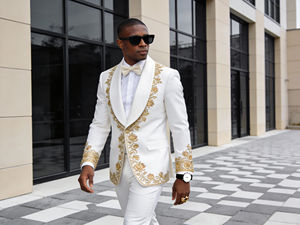 Traje Bordado Negro Esmeralda para Hombre, Chaqueta de Esmoquin con Flores Doradas y Pantalones, Ropa para Bodas y Recepciones - Product Image 3