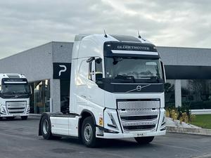 2023 Brand New Vol Vo FH500 XL Turbo 4x2 <b>Tractor</b> <b>Truck</b> Automatic Transmission Fast Gearbox Diesel Engine Euro 6 Dump <b>Truck</b> - Product Image 3