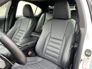 Lexus IS 350 F SPORT d'occasion propre 2023 - Product Image 4