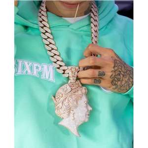 Colgante de Moissanita Chapado en Oro Estilo Hip Hop, Unisex, con Incrustaciones de Diamantes, Diseño 3D de Doble Cara, Personalizado, en Plata de Ley 925 - Product Image 3