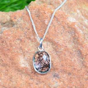 จี้พลอยรูไทล์สีดำทรงเหลี่ยมเงินแท้ 925 งานแฮนด์เมด เครื่องประดับสุดหรู ของขวัญสำหรับผู้หญิง - Product Image 3