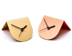 Horloge de bureau moderne bleue en forme d'arche, design minimaliste évidé, horloge de table créative, accent artistique pour la maison, le bureau ou la chambre, fonctionne à piles - Product Image 1