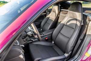 CLEAN 2024 P o r s c h e 718 Cay-man Style Edition 2,400 Miles, Ruby Star Neo, Premium et Sport Chrono Packages - Product Image 6