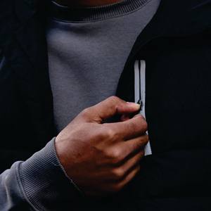 100% Polyester hommes Gilet veste Core léger sans manches fermeture éclair complète col entonnoir noir à capuche col réglable bascule longue - Product Image 5